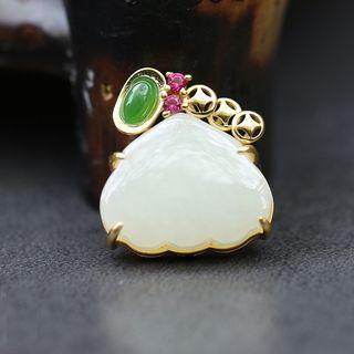 Retro Gemstone Pendant With Box - White - One Size
