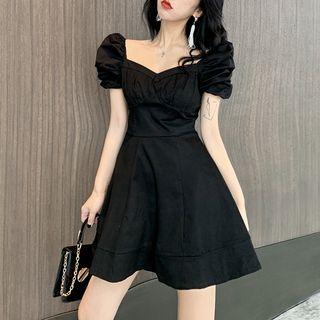 V-neck Lantern-sleeve Dress