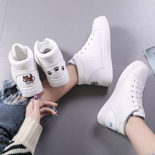 Cat Embroidered Lace-up High-top Sneakers