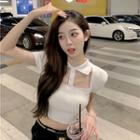 Short-sleeve Cut-out Cropped Top White - One Size