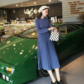 Plain Pleated Midi Dress