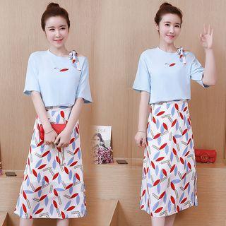 Set: Short-sleeve Printed T-shirt + Midi Printed Chiffon Skirt