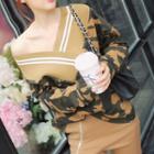 Camouflage V-neck Off-shoulder Pullover