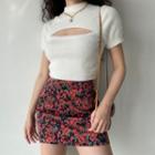 Cropped Plain Cut-out Short-sleeve Top