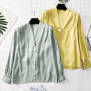 One-button V-neck Satin Blouse