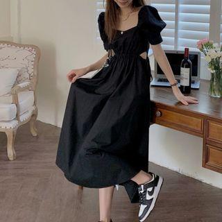 Short-sleeve Cut Out Midi A-line Dress Black - One Size