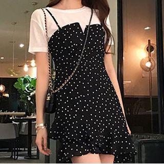 Set: Short-sleeve T-shirt + Dotted Ruffled Pinafore Dress