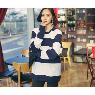 Raglan-sleeve Striped Knit Top