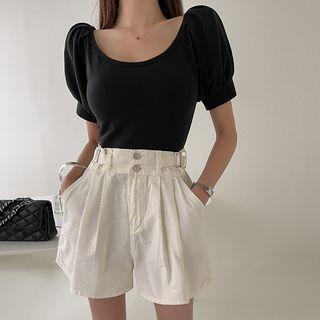 Buckle-waist Pleated Shorts