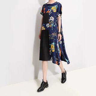 Short-sleeve Floral Paneled T-shirt Dress