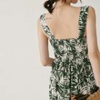 Leaf Print Spaghetti Strap Cropped Jumpsuit Green - One Size
