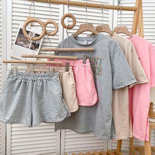 Set : Printed Letter Oversize Top + High-waist Shorts