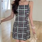 Sleeveless Lace-up Check Dress As Shown In Figure - One Size