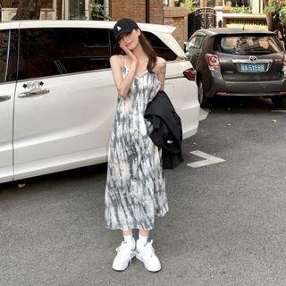 V-neck Tie-dye Suspender Skirt