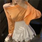Off Shoulder Long-sleeve T-shirt / A-line Skirt
