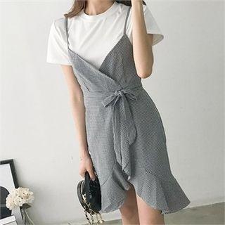 Set: T-shirt + Sleeveless Flounced Gingham Wrap Dress
