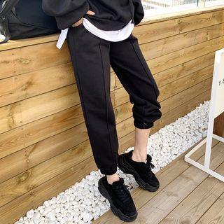 Pocket-side Seam-trim Jogger Pants