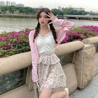 Spaghetti Strap Top / Jacket / Floral Print Mini A-line Skirt