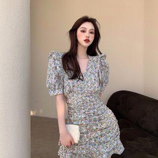 V-neck Floral Shirred Mini Bodycon Dress