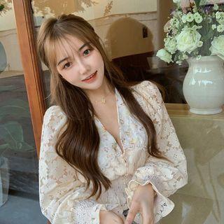 V-neck Lace Cropped Blouse Off-white - One Size