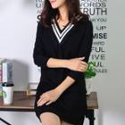 V-neck 3/4-sleeve Shift Dress