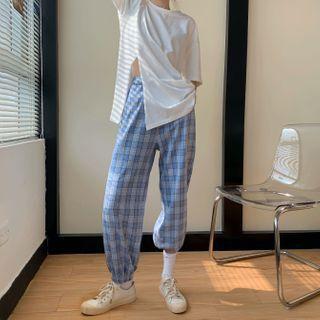 Short-sleeve Loose Fit Plain T-shirt / High-waist Plaid Pants