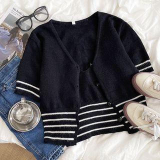 Short-sleeve Contrast Trim Knit Cardigan / V-neck Cropped Knit Camisole Top