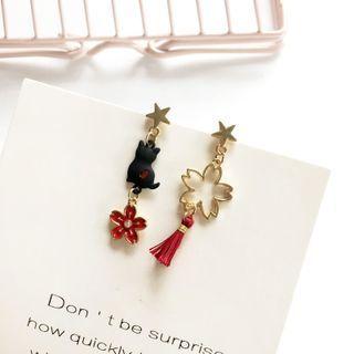 Cat Sakura Asymmetrical Alloy Dangle Earring