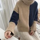 Turtleneck Two-tone Sweater Khaki - One Size