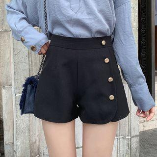 High-waist Button-side Shorts