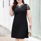 Plus-size Short-sleeve Lace Trim Sheath Dress