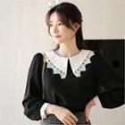 Tall Size Contrast Laced-collar Blouse