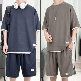 Set: Elbow-sleeve Mock Two-piece Applique T-shirt + Shorts