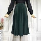 Plain Woolen A-line Pleated Skirt