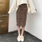 Plain V-neck Long-sleeve Slim-fit Top / Leopard Skirt