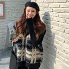 Houndstooth Knit Vest / Long-sleeve T-shirt