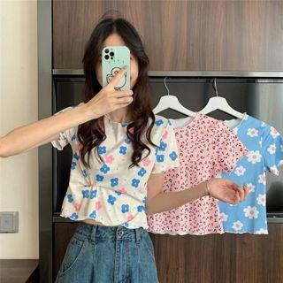 Short-sleeve Ruffle Trim Flower Print Crop T-shirt