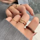 Simple Ring -set Of 4