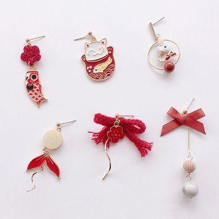 Non-matching Alloy Carp Fish / Cat Dangle Earring (various Designs)