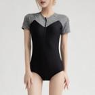 Short-sleeve Two-tone Half-zip Swimsuit