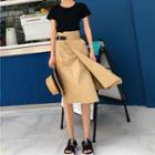 Plain Short-sleeve T-shirt / High-waist Skirt