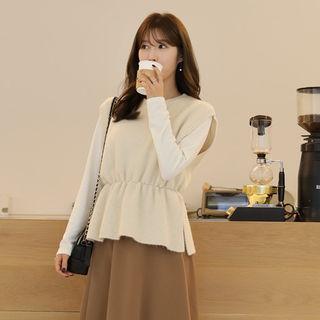 Slit-side Peplum Knit Vest
