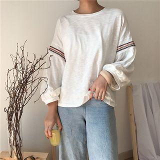 Puff-sleeve Embroidery Top