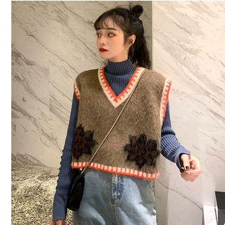 Mock-turtleneck Ribbed Knit Top / V-neck Snowflake Print Knit Vest