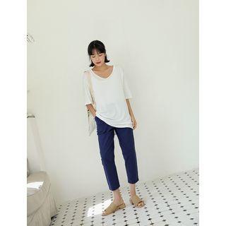 Plus Size V-neck Textured T-shirt