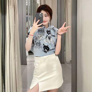 Short-sleeve Cat Jacquard Knit Top