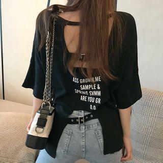 Short-sleeve Lettering Buckled-back T-shirt