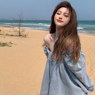 Off-shoulder Denim Loose Top / Cutout Straight Leg Pants