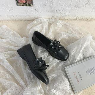 Ruffle Bow Loafers