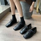 Square-toe Lace Up Oxford Shoes